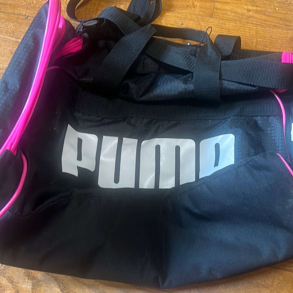 Puma gym bag! Great  condition!